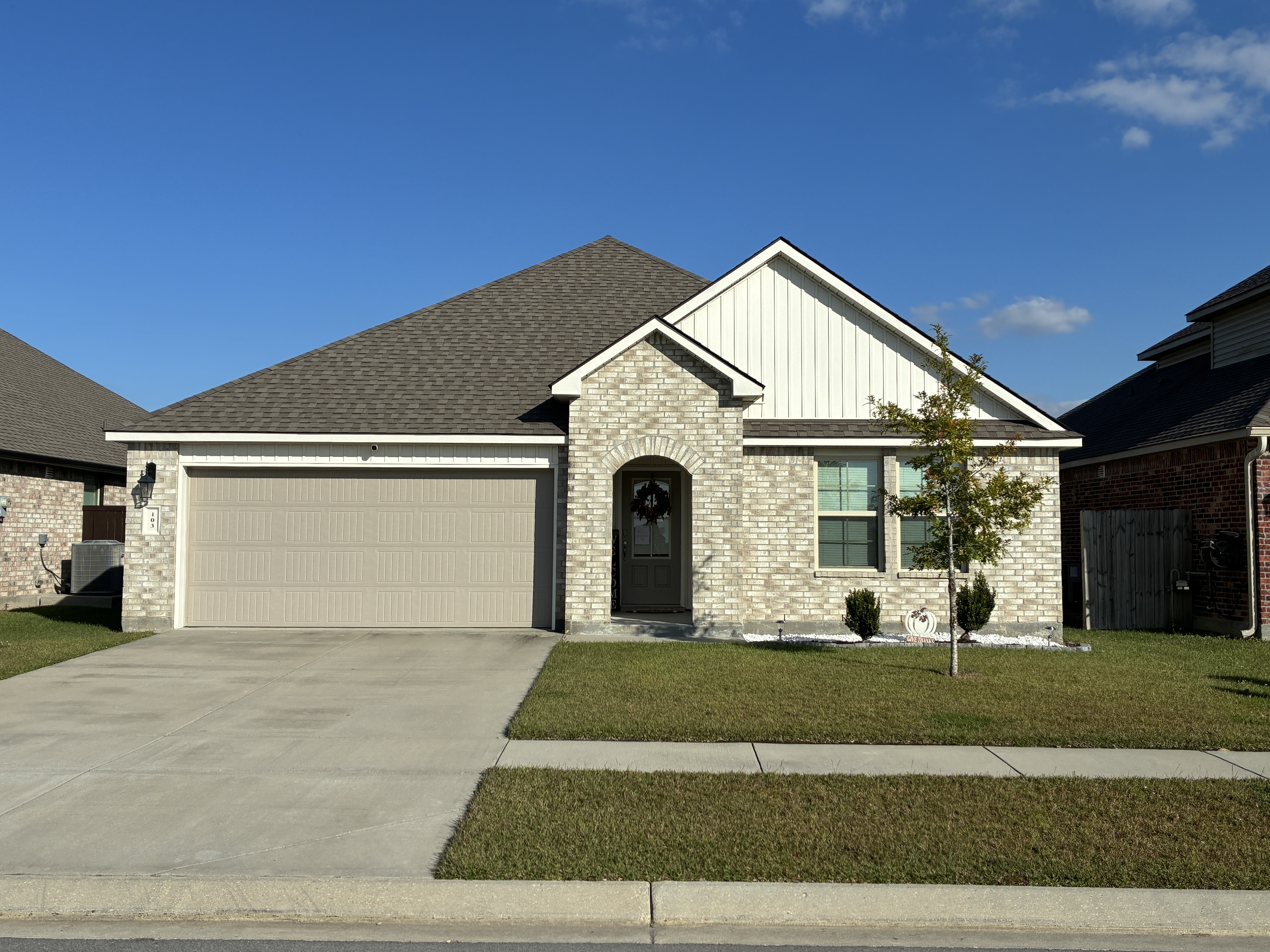 Property at 103 EVANGELINE DRIVE, MAURICE, LA, 70555, case 116345
