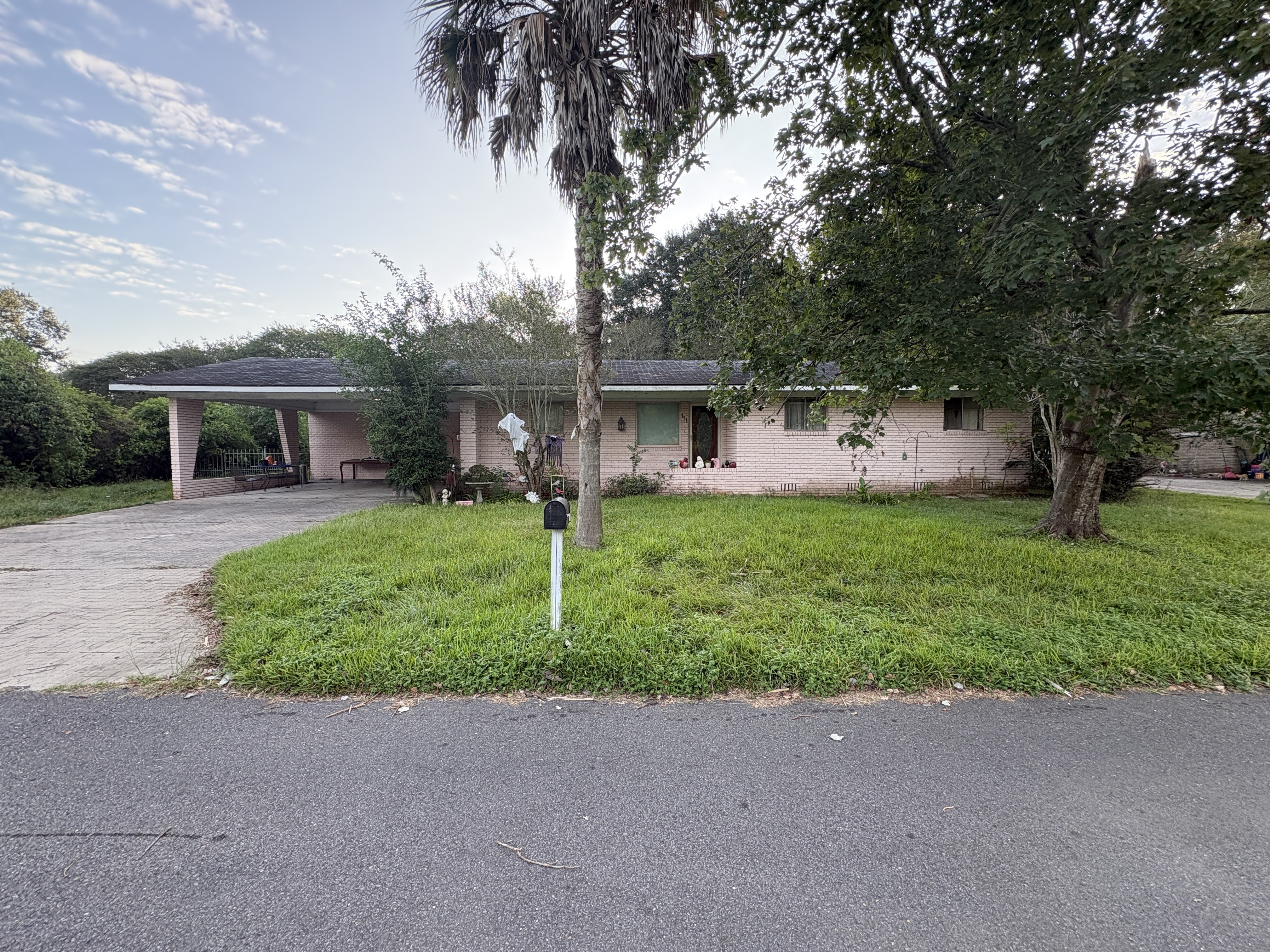 Property at 111 AZALEA DRIVE, ABBEVILLE, LA, 70510, case 118035